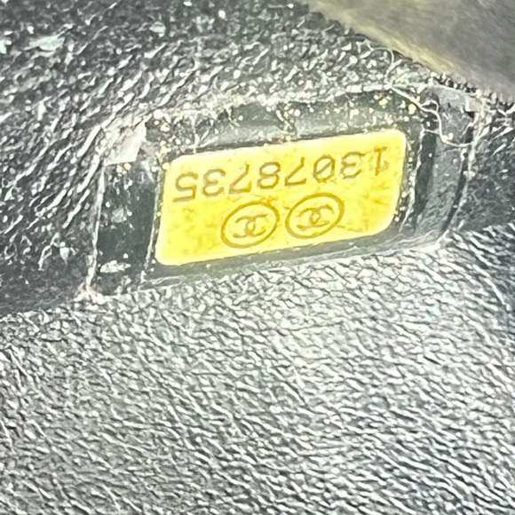 Chanel Maxi Single Flap Caviar Quilted - Picture 10 of 10